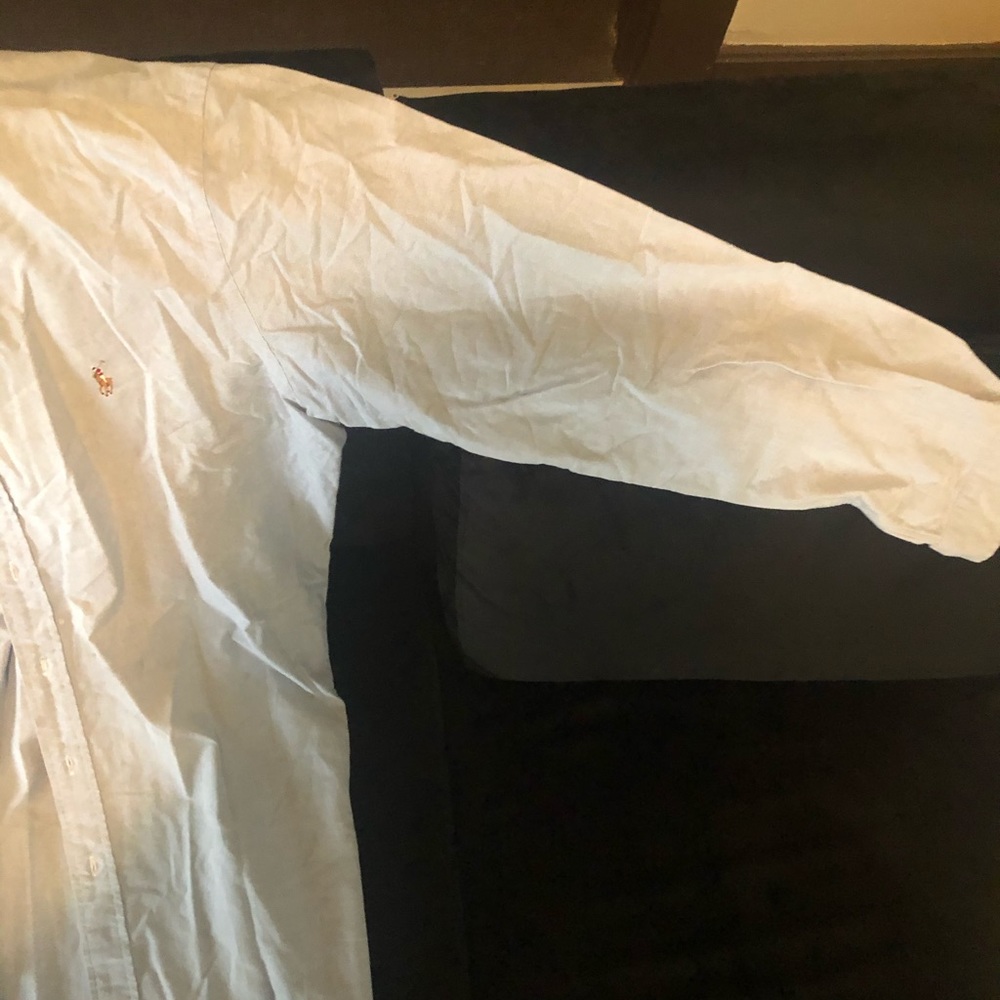 Like new men’s polo long sleeve shirts 2 oxfords.